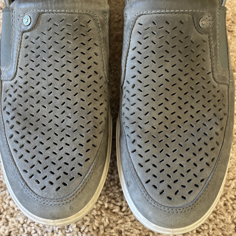 Ecco Mens Size 12‎ Taupe Gray Perforated Leather/Suede Slip On Loafers Casual - Picture 3 of 11